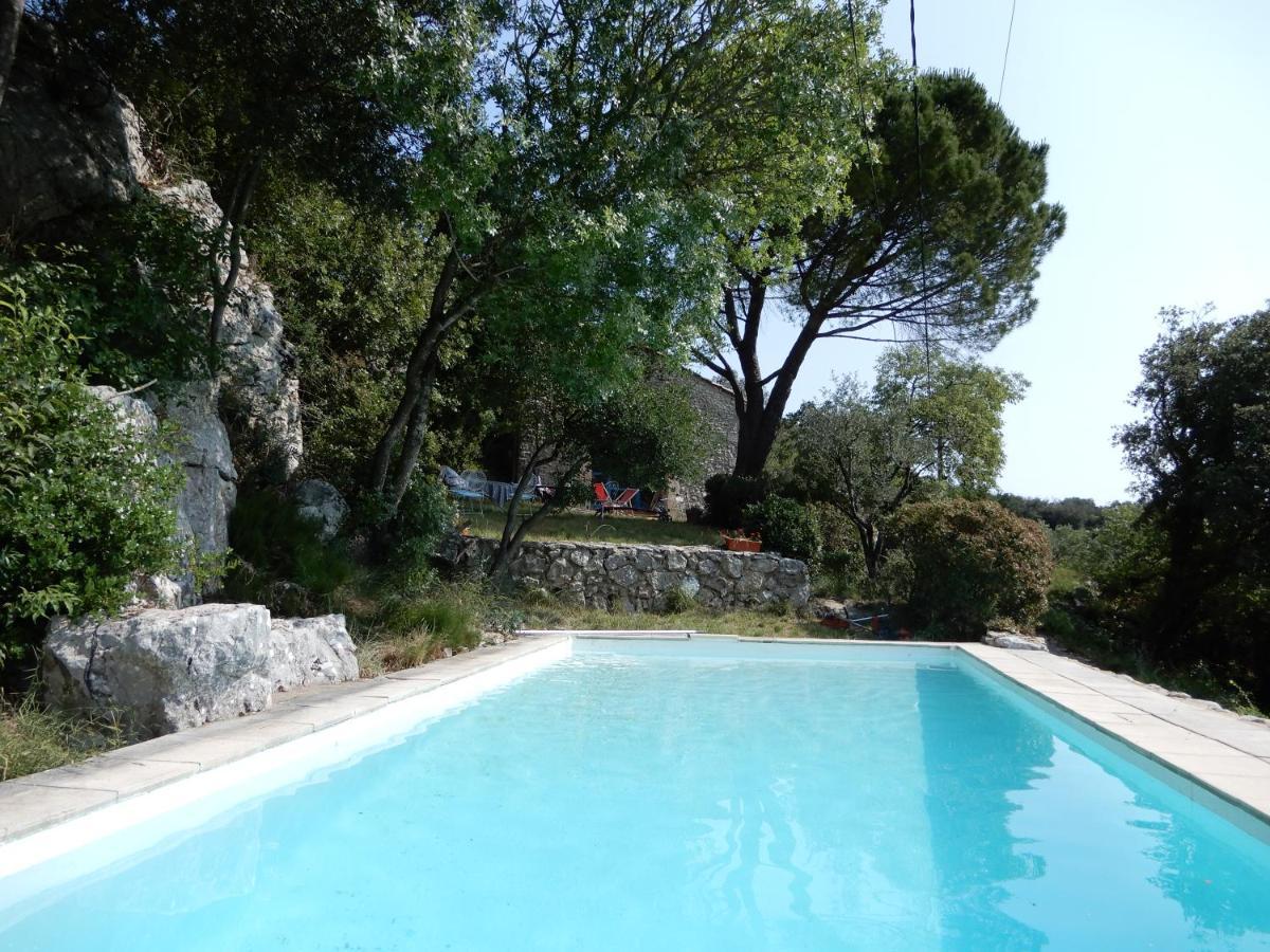 Mas En Pierres Seches Avec Piscine Lussan (Gard) Exterior foto